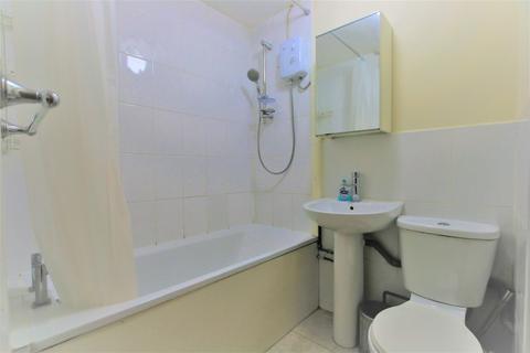 21 Tall Trees, Colnbrook, Slough, SL3 0JS