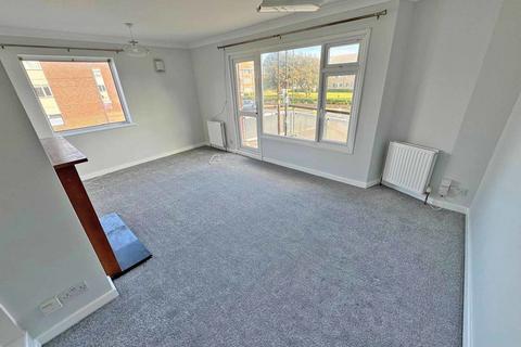 2 bedroom apartment for sale, Marine Court, Shoreham-by-Sea BN43