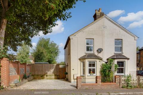 2 bedroom semi-detached house for sale, Station Road, Loudwater, HP10