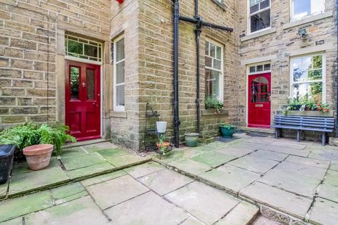 4 bedroom semi-detached house for sale, Calf Hill Road, Thongsbridge, Holmfirth