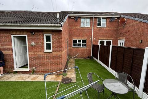 3 bedroom townhouse to rent, Riverside Gardens, Bolton Upon Dearne