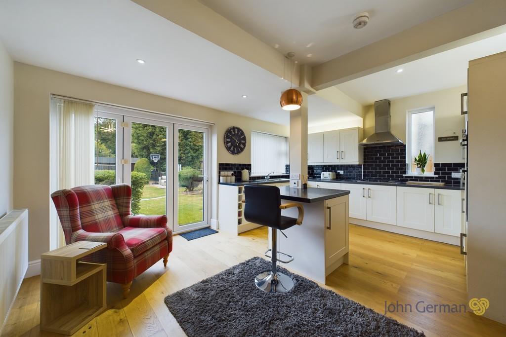 Henhurst Hill, BurtononTrent 3 bed semidetached house for sale £