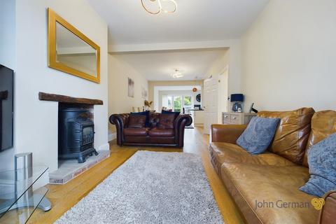 119 Henhurst Hill, Burton-on-trent, DE13 9SZ
