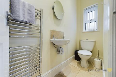 119 Henhurst Hill, Burton-on-trent, DE13 9SZ
