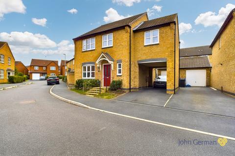 4 bedroom detached house for sale, Bishop Close, Burton-on-Trent