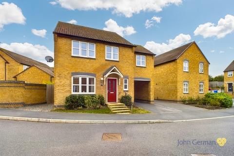 4 bedroom detached house for sale, Bishop Close, Burton-on-Trent