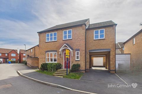 3 Bishop Close, Burton-on-trent, DE13 9EZ