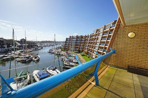 2 bedroom apartment for sale, Oyster Quay, Portsmouth PO6