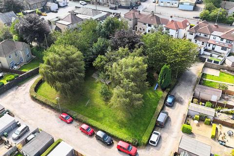 3 bedroom end of terrace house for sale, Westroyd, Halifax HX3