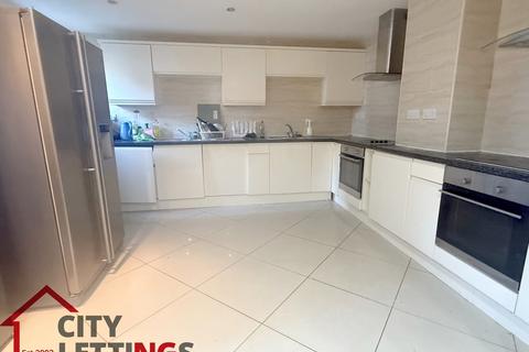 7 bedroom flat to rent, Ilkeston Road, Nottingham