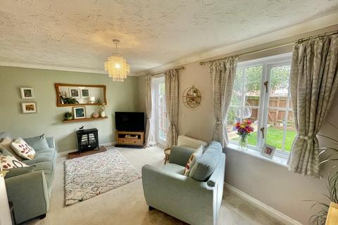 3 bedroom semi-detached house for sale, Townhill Lane, Bucknall LN10