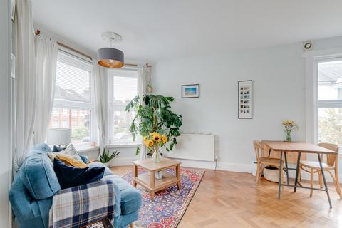 1 bedroom apartment for sale, Carysfort Road, Crouch End N8