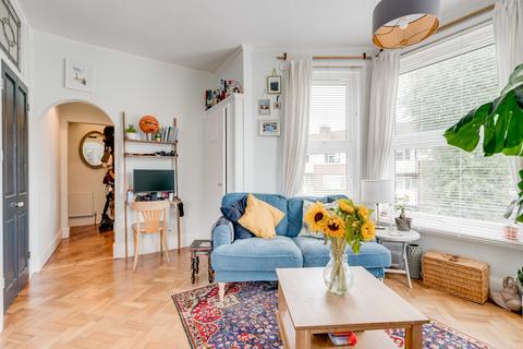 1 bedroom apartment for sale, Carysfort Road, Crouch End N8