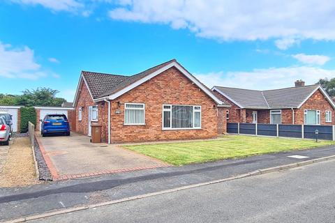 3 bedroom detached bungalow for sale, Pyghtle Close, Trunch