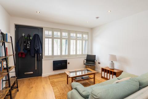 1 bedroom apartment for sale, Deepdene Avenue, Dorking