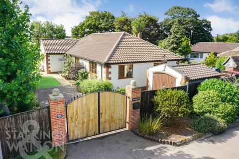 3 bedroom detached bungalow for sale, South Road, Hemsby, Great Yarmouth