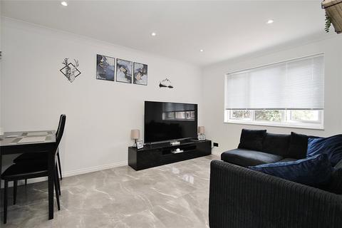 1 bedroom maisonette for sale, Friary Court, Surrey GU21