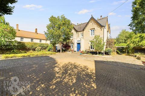 The Gables, 29 Rectory Road, Dickleburgh, Diss, IP21 4NW