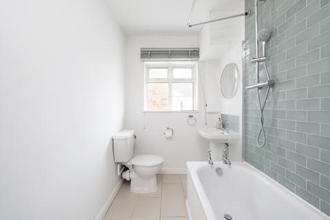 2 bedroom flat for sale, St Leonards Court, St Leonards Road, London