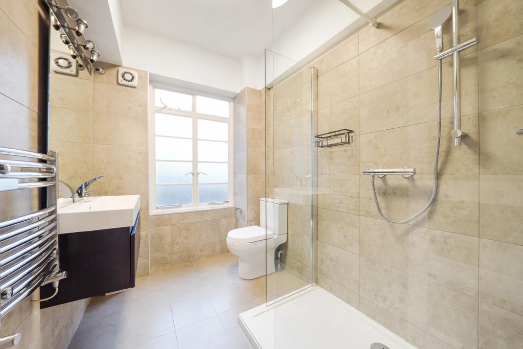 Apartment in London, City of Westminster - More