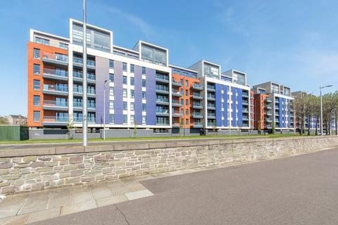 2 bedroom flat to rent, Riverside Drive, Dundee, DD1 4XB