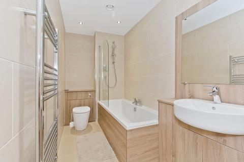 2 bedroom flat to rent, Riverside Drive, Dundee, DD1 4XB