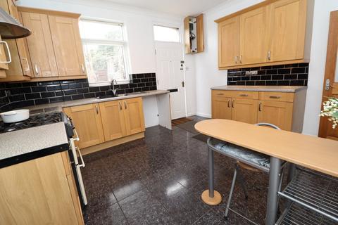 3 bedroom end of terrace house for sale, Elm Green Lane, Doncaster DN12