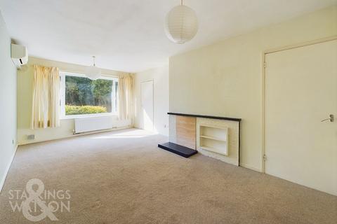 3 bedroom semi-detached bungalow for sale, Lakes Avenue, Mulbarton, Norwich