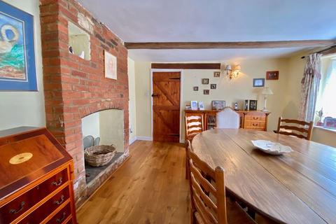 3 bedroom detached house for sale, High Street, Heytesbury