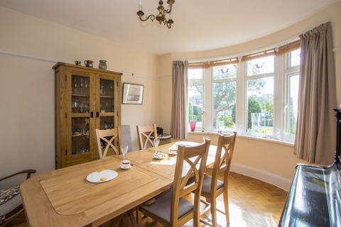 12 Augusta Crescent, Penarth, CF64 5RL