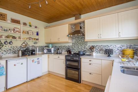 12 Augusta Crescent, Penarth, CF64 5RL