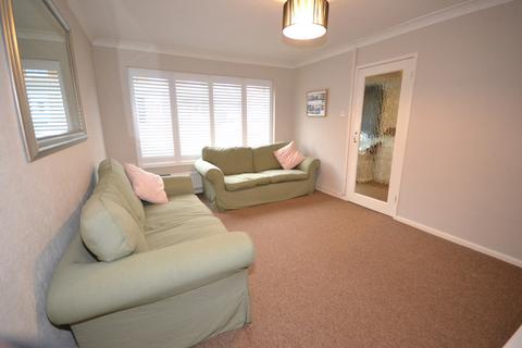 50 Rayfield, Epping, CM16 5AD