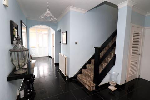 3 bedroom detached house for sale, Charlemont Road, Walsall