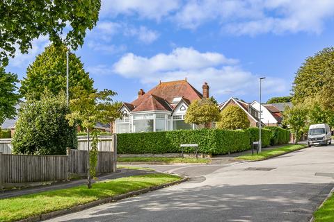 3 bedroom detached house for sale, Sea View Road, Portsmouth PO6