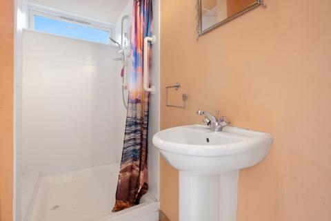 30 First Avenue, Glasgow, G44 3UB