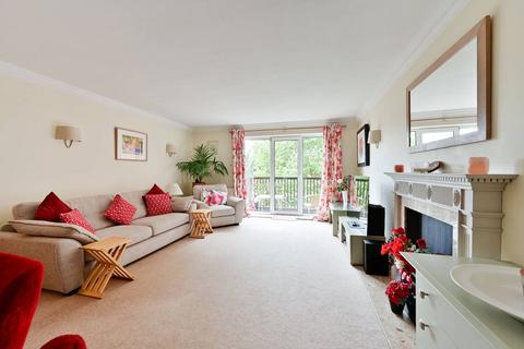 2 bedroom flat to rent, Wimbledon Hill Road, Wimbledon, London, SW19