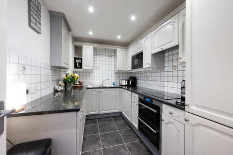 2 bedroom flat to rent, Wimbledon Hill Road, Wimbledon, London, SW19