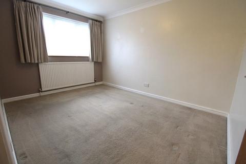 2 Birch Grove, Sandy, SG19 1NG