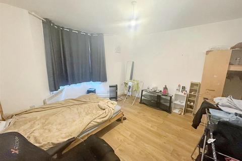 88 Fentham Road, Erdington, Birmingham, B23 6AN