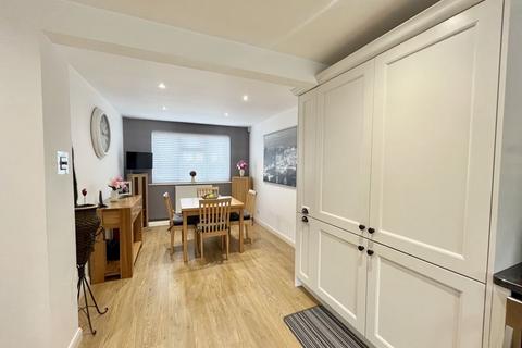 1 Hunters Close, Bexley, DA5 2HJ
