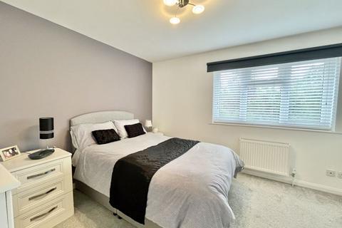1 Hunters Close, Bexley, DA5 2HJ