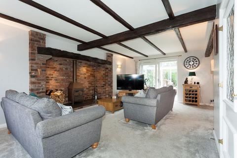 17 Cedar Court, Congleton, CW12 3JP