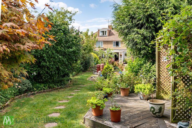 140' Rear Garden