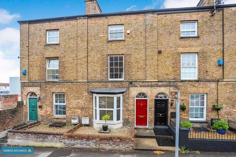 4 bedroom terraced house for sale, VICTORIA STREET