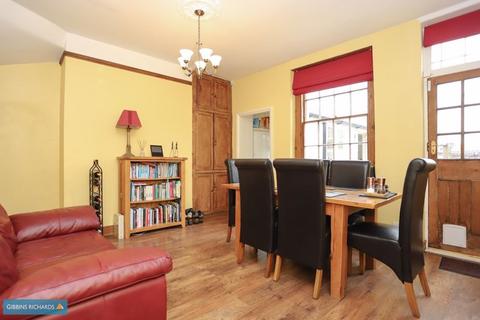 4 bedroom terraced house for sale, VICTORIA STREET