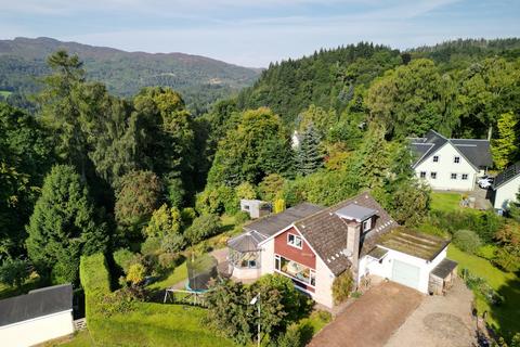 4 bedroom detached house for sale, Dixon Terrace, Pitlochry