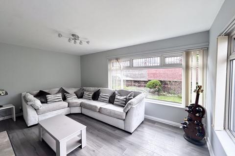 15 Broadmead, Gilwern, Abergavenny, NP7 0AN