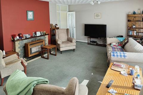 4 bedroom detached house for sale, Hunters Chase, Holyhead, LL65
