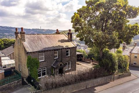 5 bedroom detached house for sale, The Mount, Quarry Hill, Sowerby Bridge HX6 3BQ