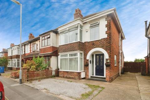 3 bedroom semi-detached house for sale, Spring Gardens, Anlaby Common